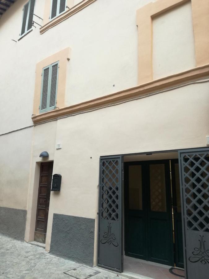 פוליניו B&B Casa Lilli מראה חיצוני תמונה