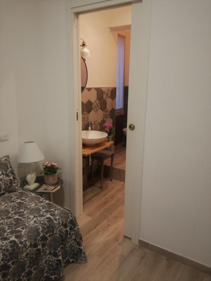 פוליניו B&B Casa Lilli מראה חיצוני תמונה