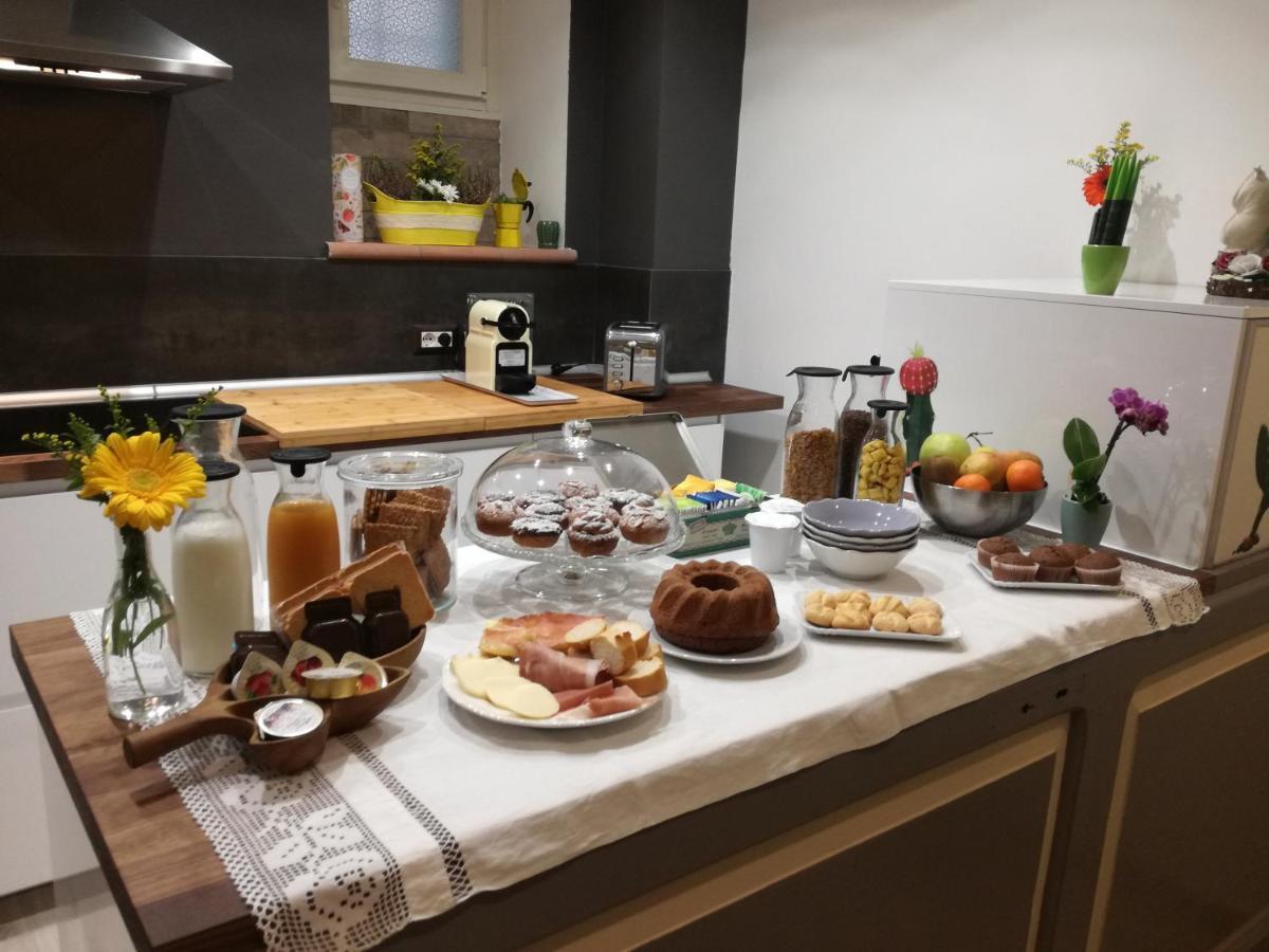 פוליניו B&B Casa Lilli מראה חיצוני תמונה
